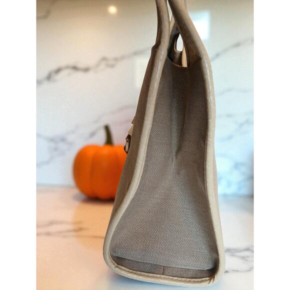 Authentic Gucci Jackie Canvas and Leather Beige Shoulder Bag $1,365 - Picture 12 of 16